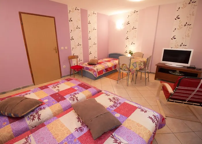 Grace 아파트 로비니